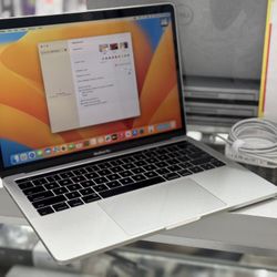 ✅ 13” MacBook Pro Touchbar, 500GB SSD, MacOS Ventura