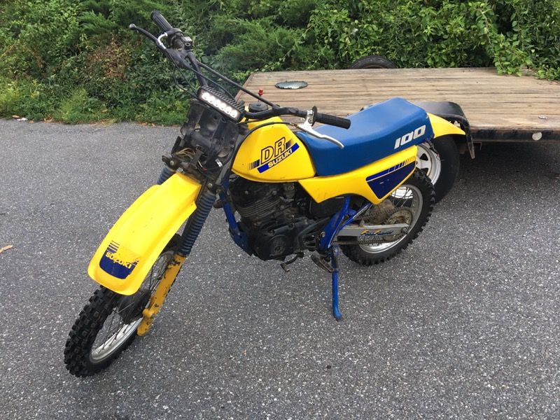 1987 Suzuki dr100 dirtbike enduro supermoto