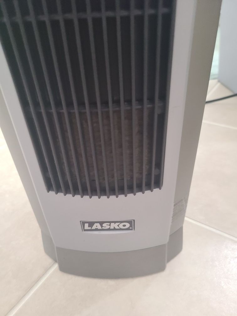 Lasko oscillating heater/fan