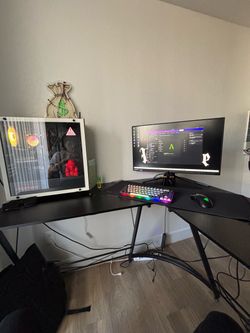 Completed gaming pc set up