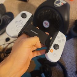 Back Bone Can Play Your Ps5 Anywhere