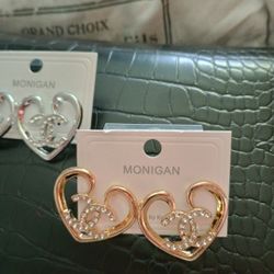 Earring 