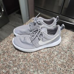 Nike Size 3y