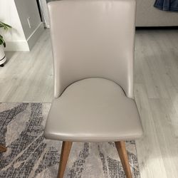 6 Dining Room Chairs