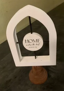 Farmhouse "Home Makes the Best Memories" Wooden Arch Decor
