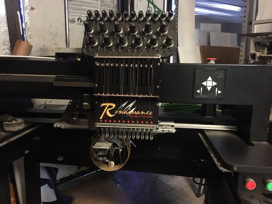 12 Color Renaissance embroidery machine