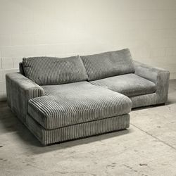 Gray Sectional Couch 🛋️- FREE DELIVERY 🚚 
