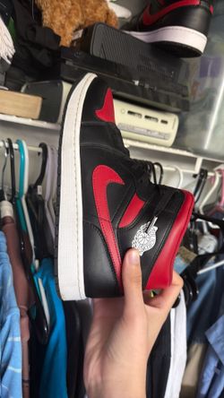 Air Jordan barely worn 90💵 OBO