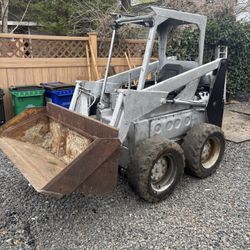 Bobcat Skidsteer Skid Steer  M700