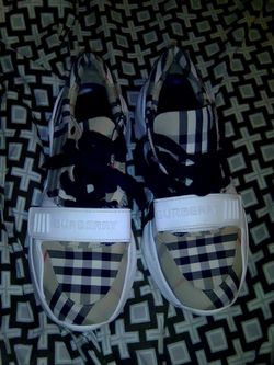 Burberry sneakers