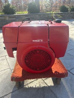 14hp Kohler Magnum engine - never run, horizontal shaft, single cylinder