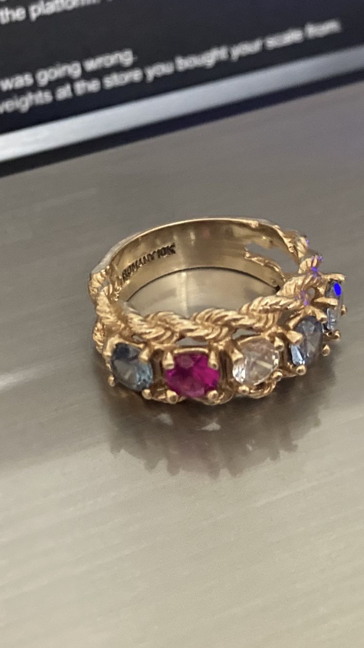 Romany 10k Gold Multi Stone Ring Sz 5. Total Weight Is ~4.2 Grams