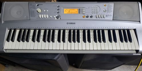 Yamaha YPT-300 keyboard
