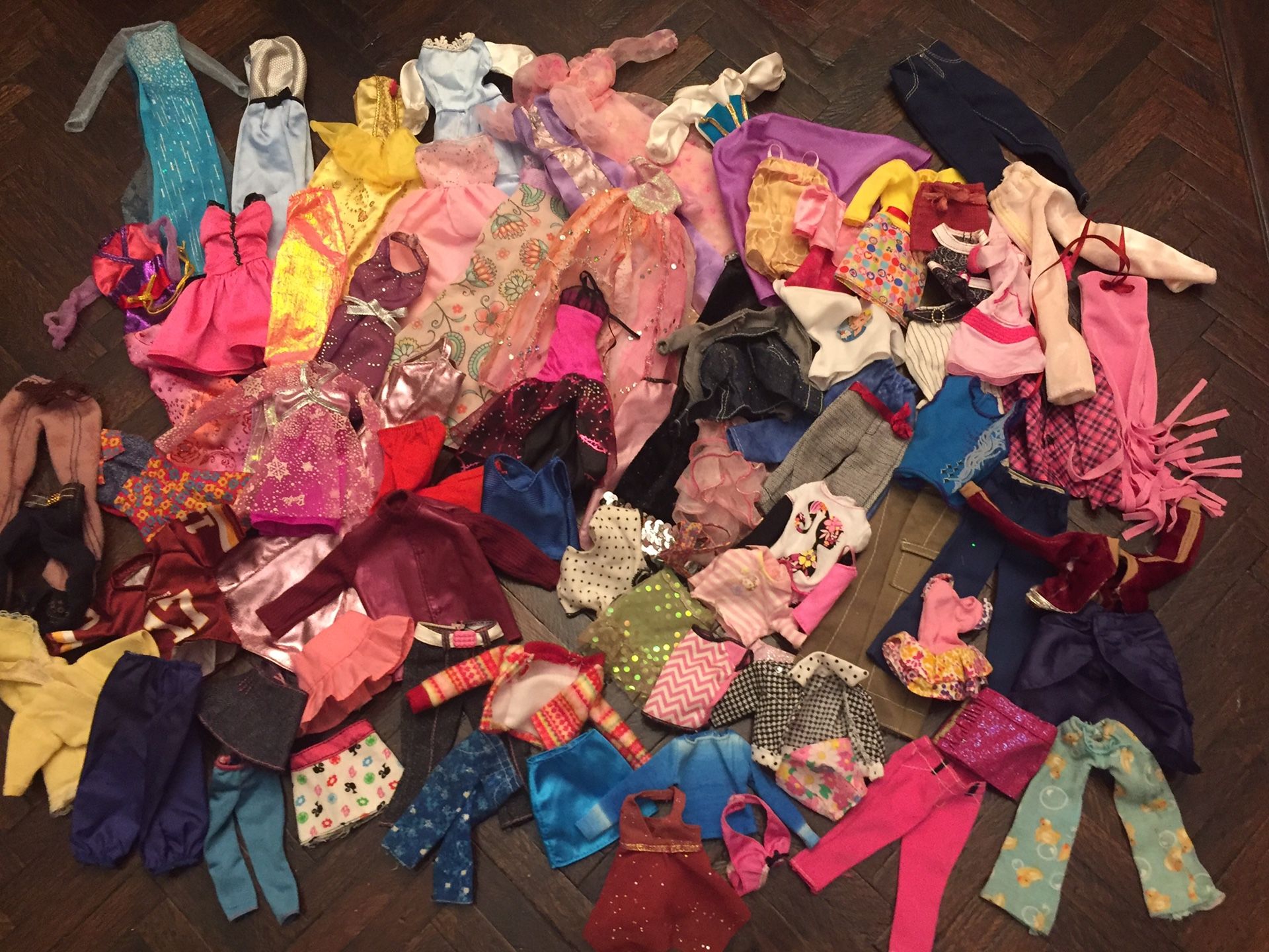 75 pieces of Doll Clothes for Barbie Ken Disney Princess etc.