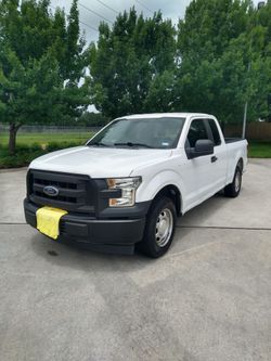 2017 Ford F150 xl extended cab pick up 4 door 3.5L V6 flex