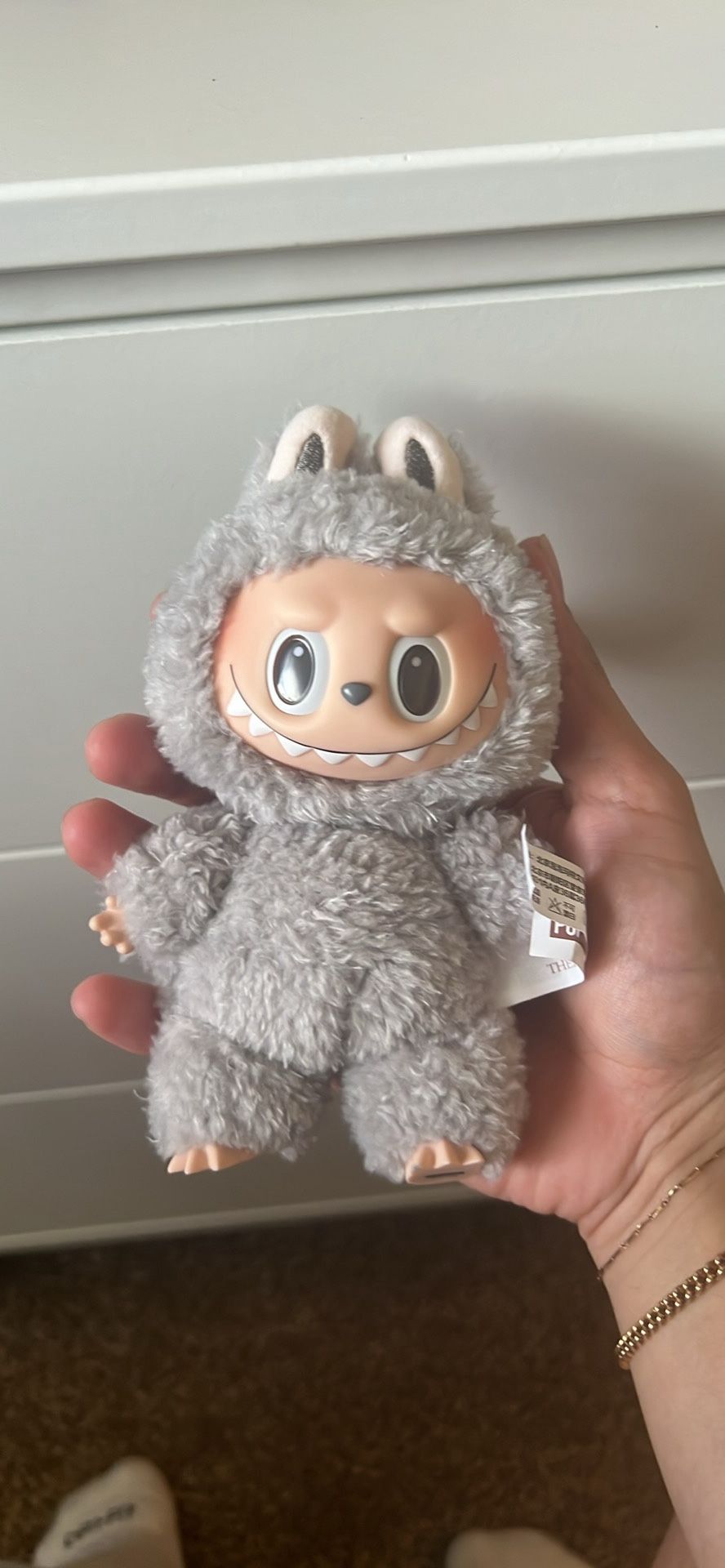 macaroon labubu