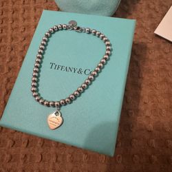 Tiffany & Co Beaded With 14k Rose Gold Heart Retail $750 Plus Tax
