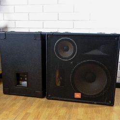 JBL 830 Series 2 Speakers