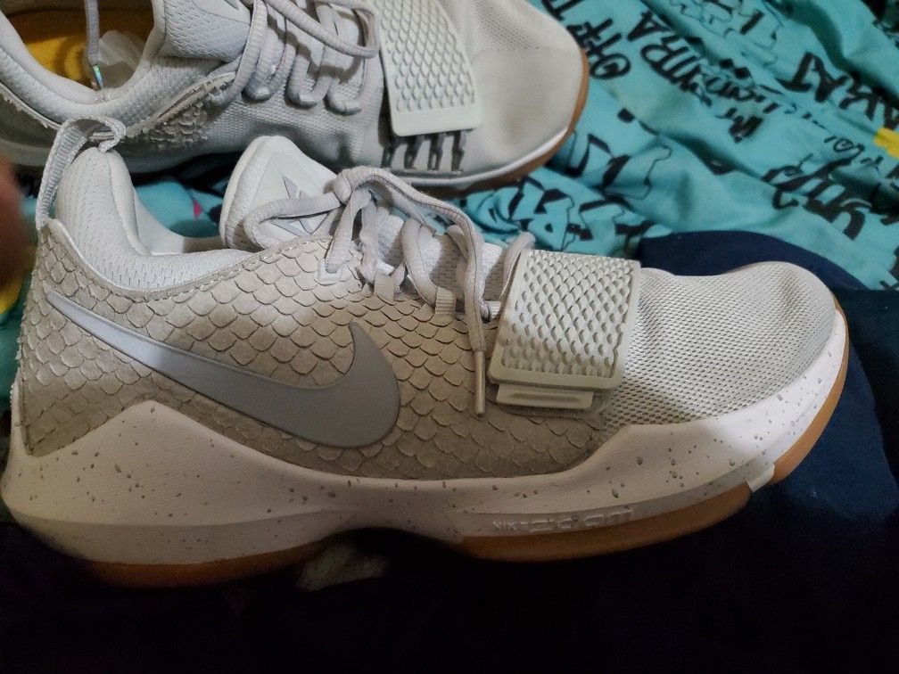 Nike Pg Puré Platinum