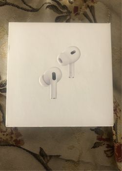 Apple AirPods 2 Generation With MagSafe Charging Case