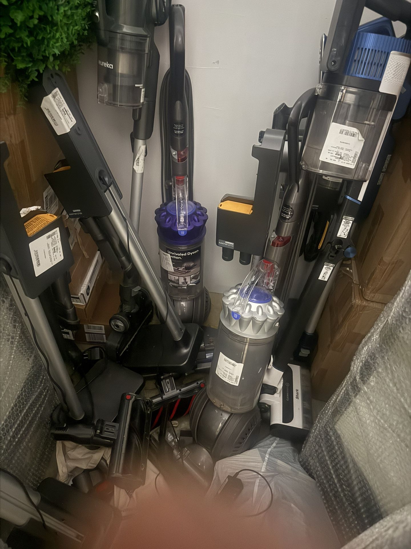 Vacuum Cleaner Dyson Ball , LG , Hoover 