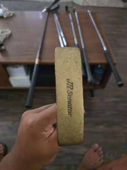 JR Senator putter