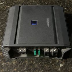 Alpine Mono Amplifier 600-  Watts 