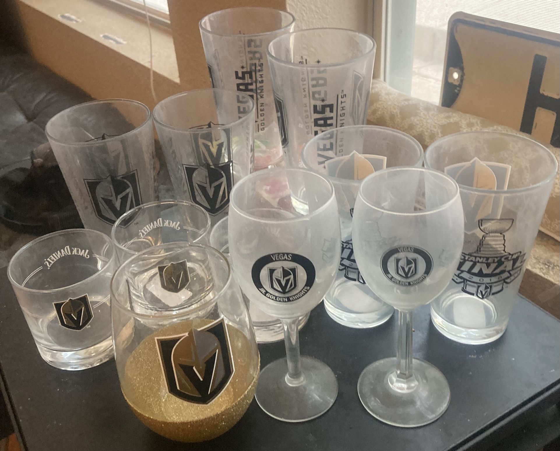 Vegas Golden Knights NHL Glassware 12 piece Set