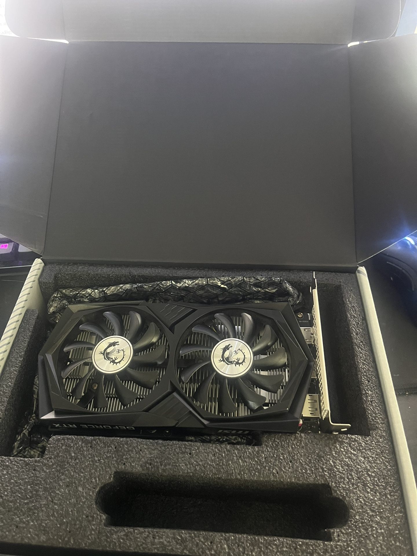 GeForce RTX 3050 Gaming X 6gb