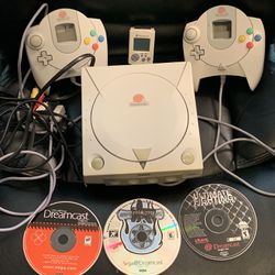 Dreamcast Console Bundle