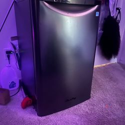 danby mini fridge