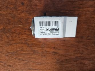 Genuine Volkswagen Expansion Valve 2008 - 2015 Volkswagen Beetle, Passat, Tiguan Jetta CC TDI