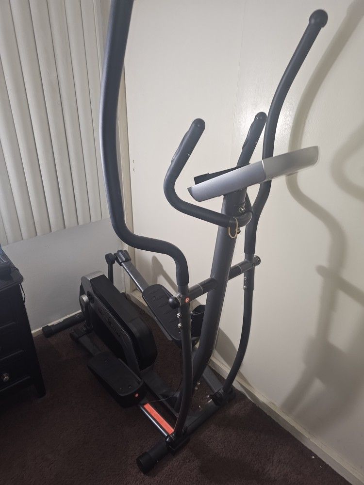 FITNESS REALITY E5500XL Magnetic Elliptical Trainer