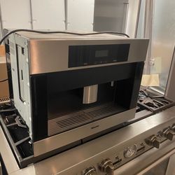 Miele Coffee Maker 24"inch 