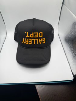 Gallery Dept. Black Orange trucker hat