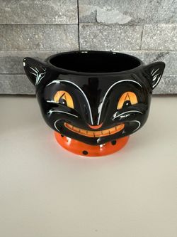 Johanna Parker Cat collectible