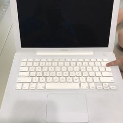 Laptop Apple MacBook White
