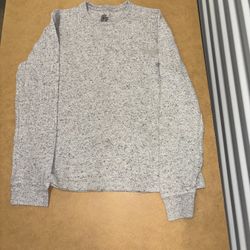 H&M Women's Grey crewneck sweatshirt