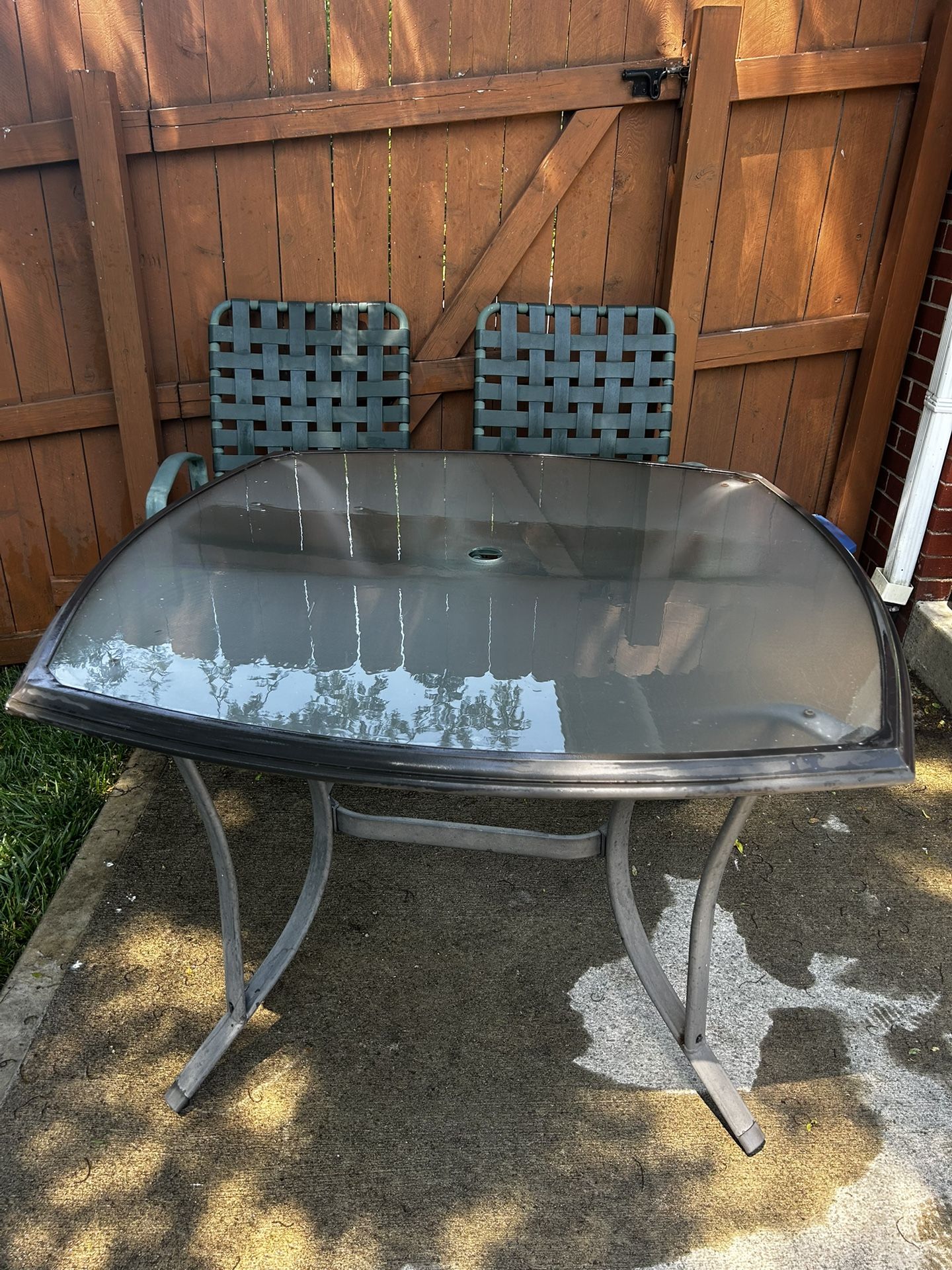 Outdoor Table And Chairs