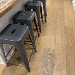 Bar Stools 