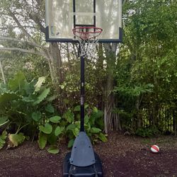 Spalding  Basketball Hoop – Adjustable Height