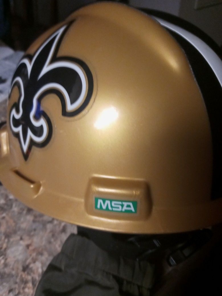 New Orleans Saints hard hat for Sale in Houston, TX - OfferUp