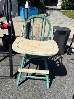 Childs feeding chairs - highchair