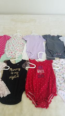 ropa de niña 3 meses.3 trajecitos y 6 onesis.