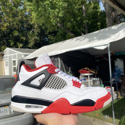Jordan 4 Fire Red