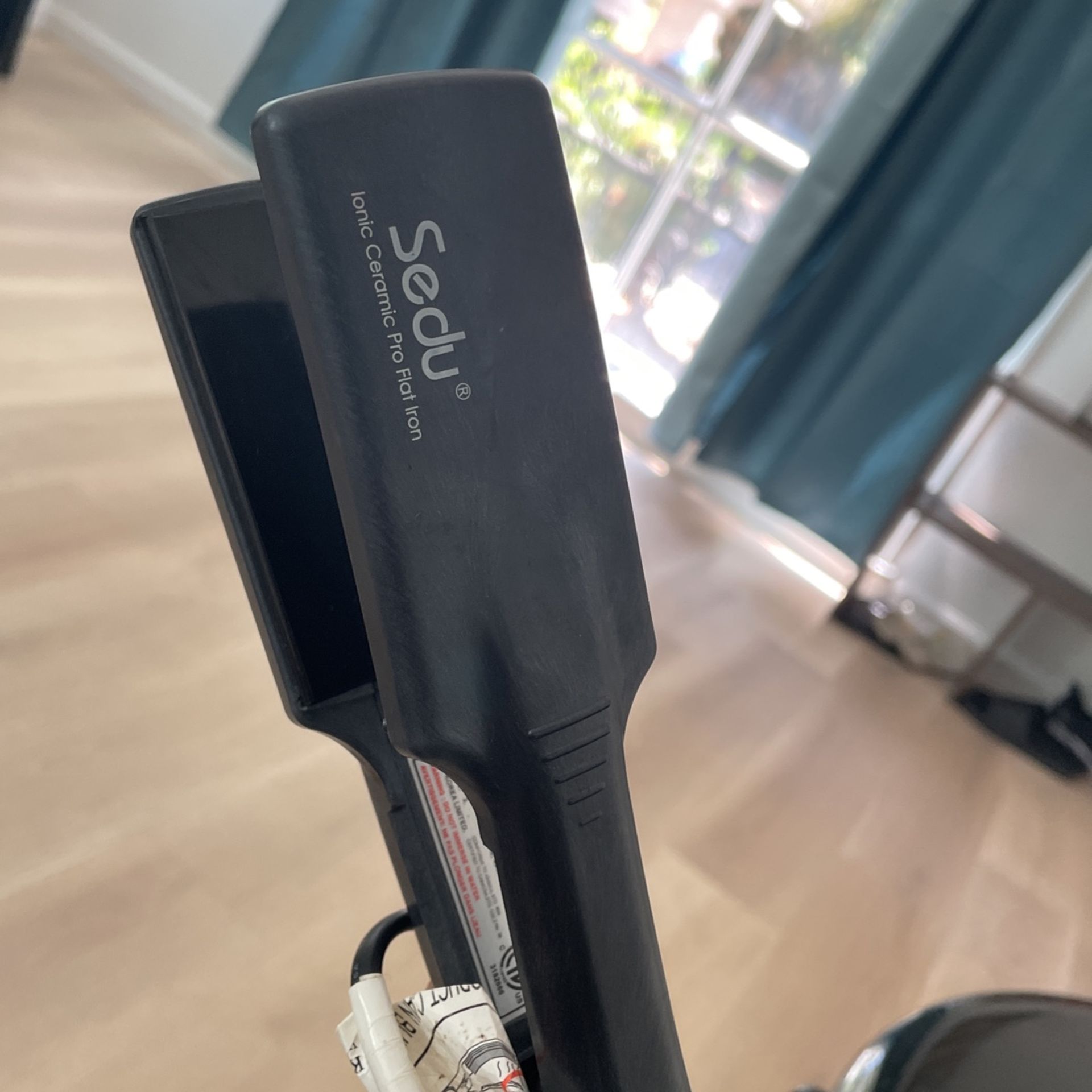 SEDU Ionic Ceramic Pro Flat Iron Hair Straightener