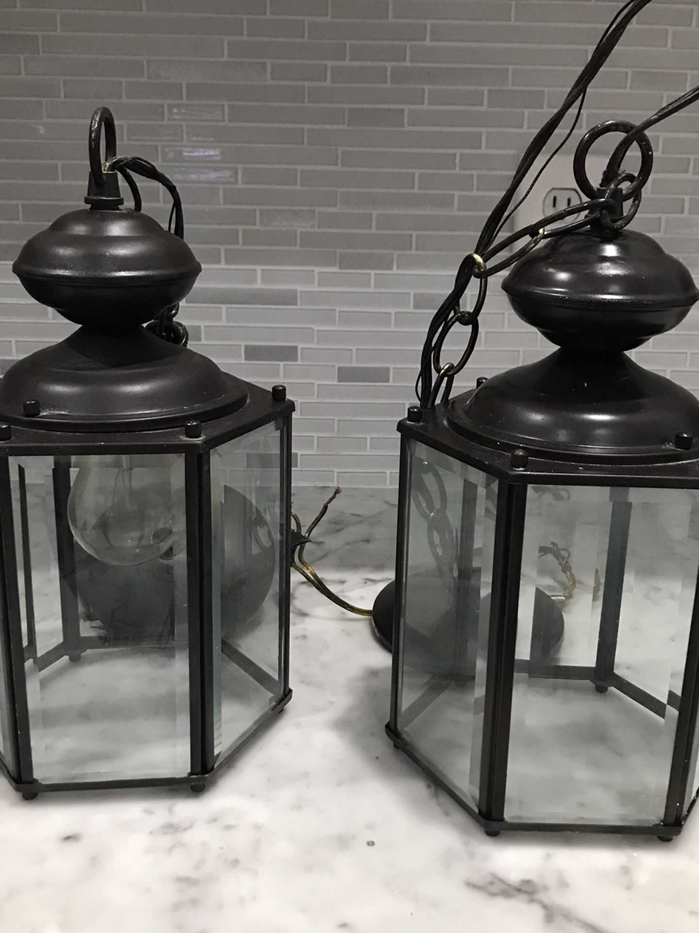 Indoor Outdoor Pendant Lights