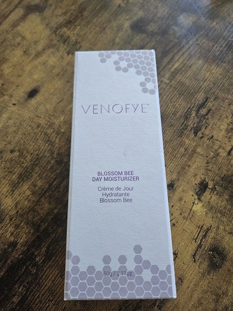 Venofye Blossom Bee day moisturizer 60g/2.11oz NEW