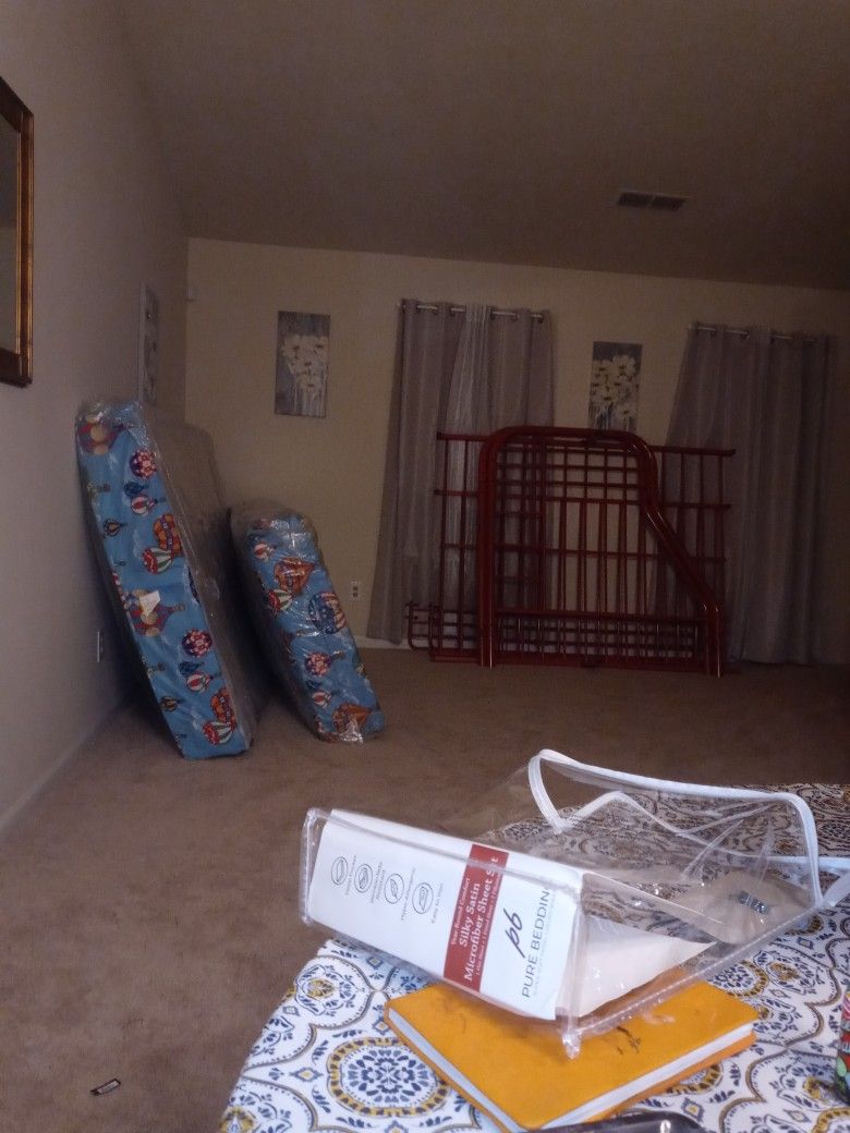 Bunk Bed/ Red