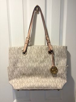 Michael Michael Kors Off White/Beige Signature Coated Canvas Jet Set Tote